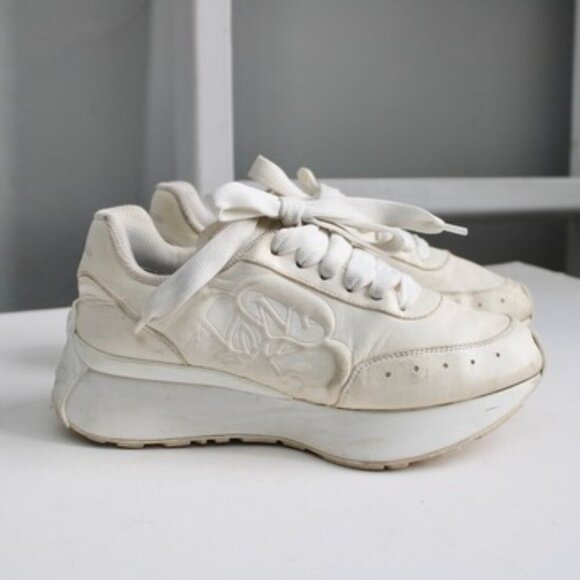 Alexander McQueen Women's White Sprint Runner Low-Top Leather Sneakers sz 36 / 6 - Picture 4 of 14